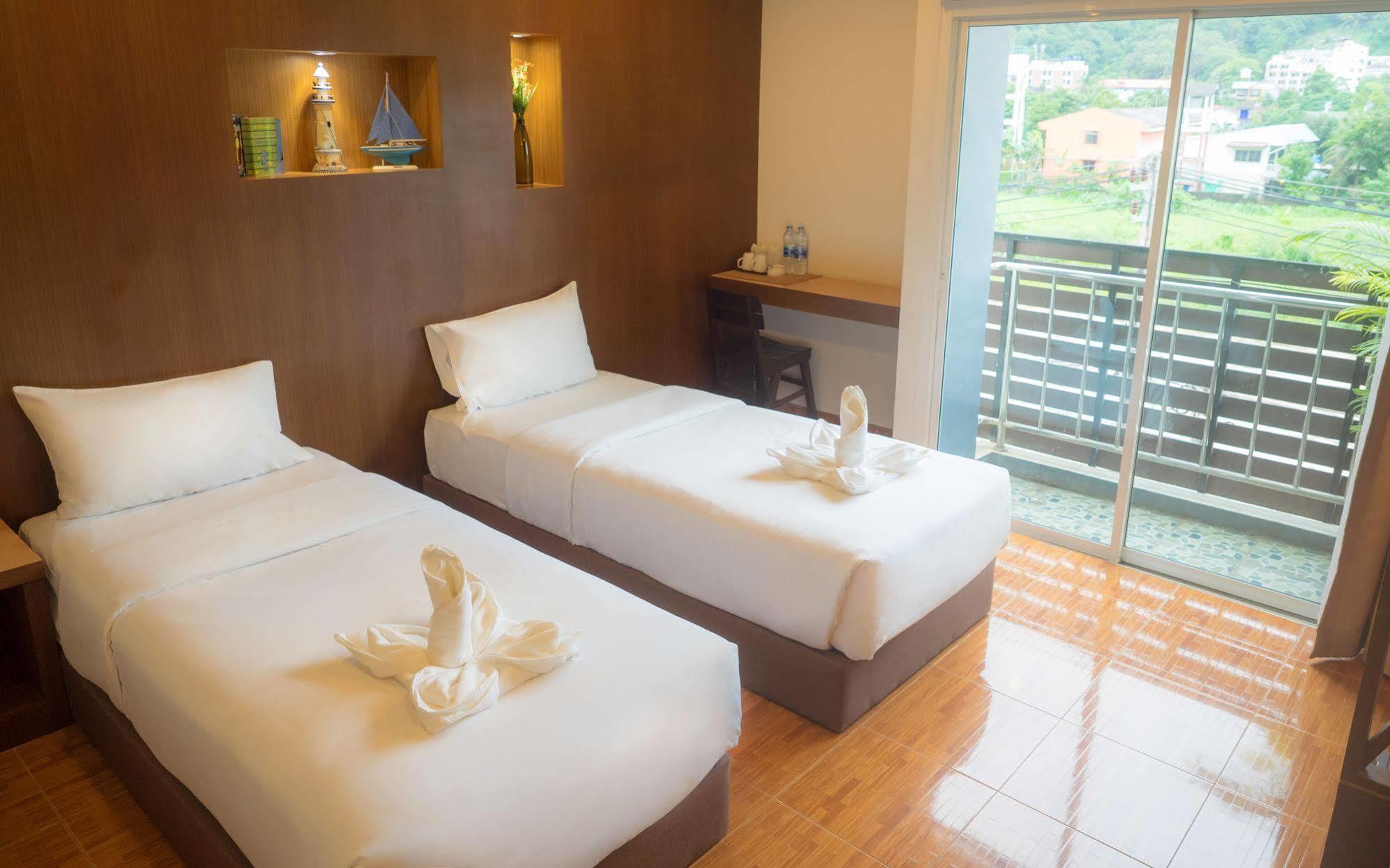 Tree Hug Home Patong Exterior foto